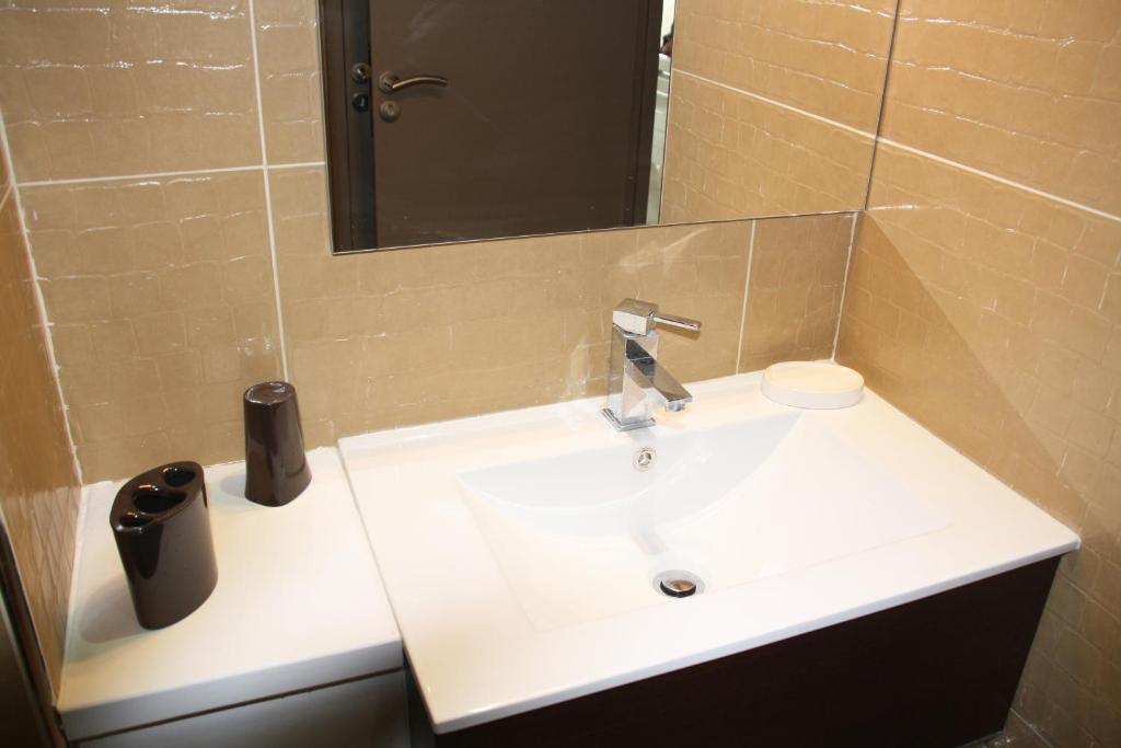 Appartement Le Saint Paul - Les Balcons De La Cite Каркассонн Номер фото